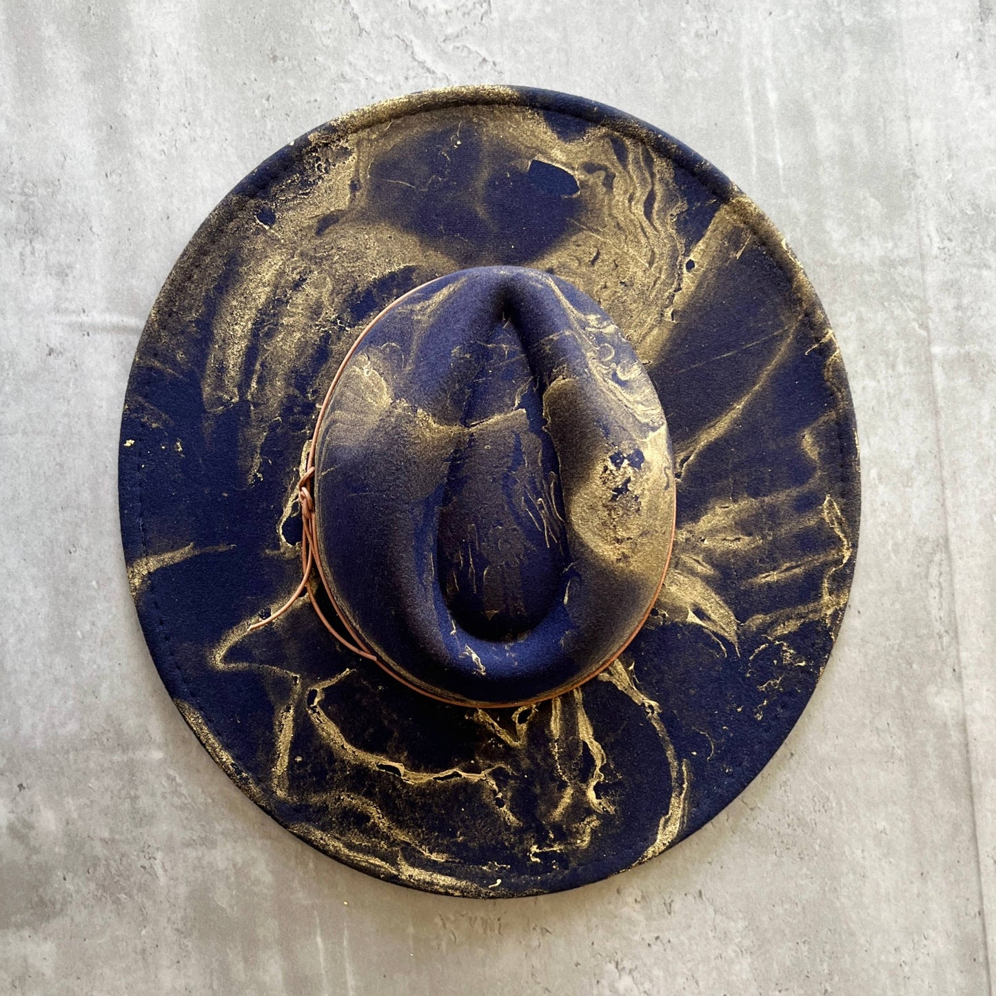 Gold Marbled Wide Brim Rancher Hat: Navy