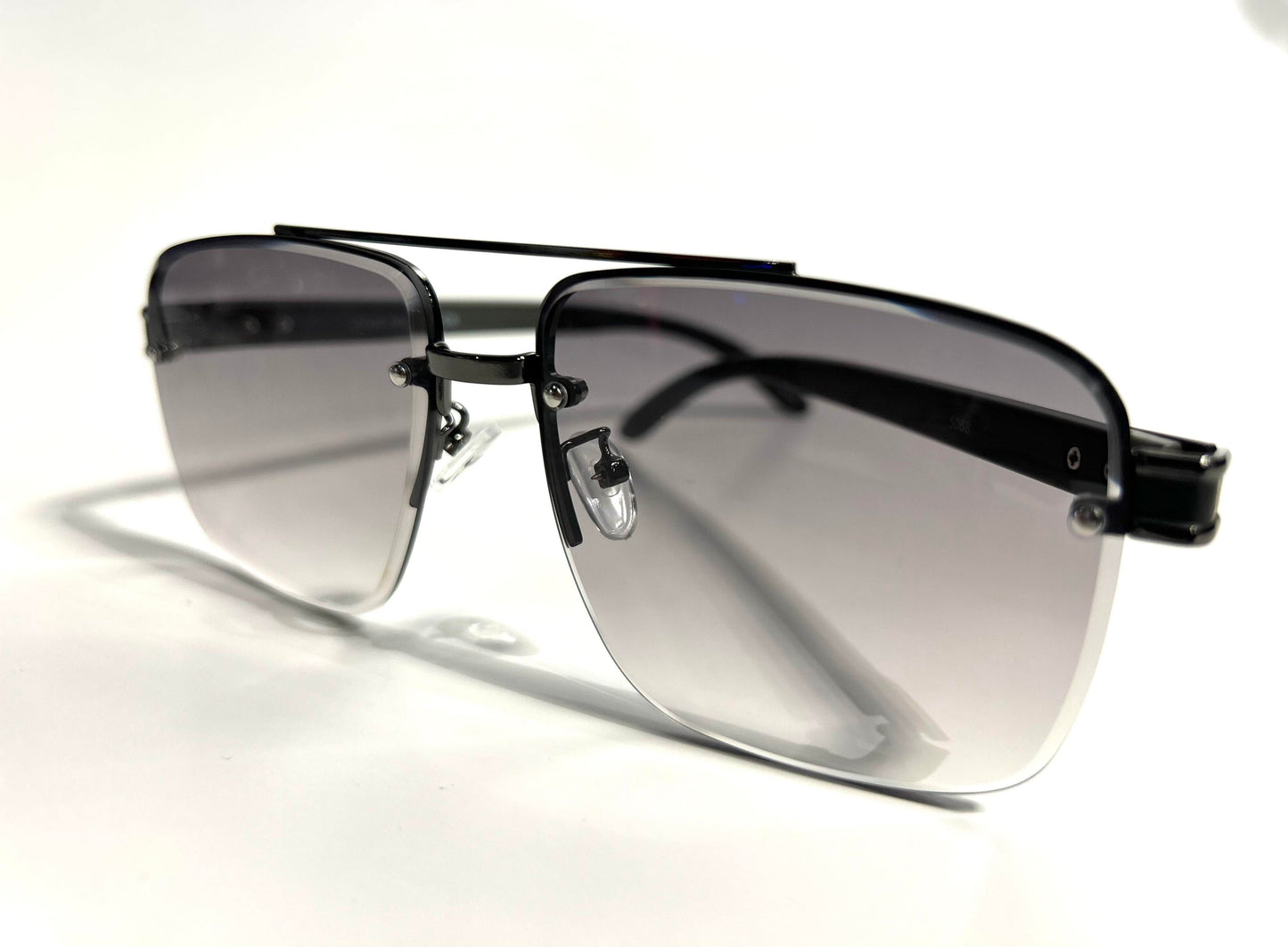 Men's Ombre Faux Wooden Frame Sunglasses