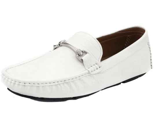 Titus White: White / 11