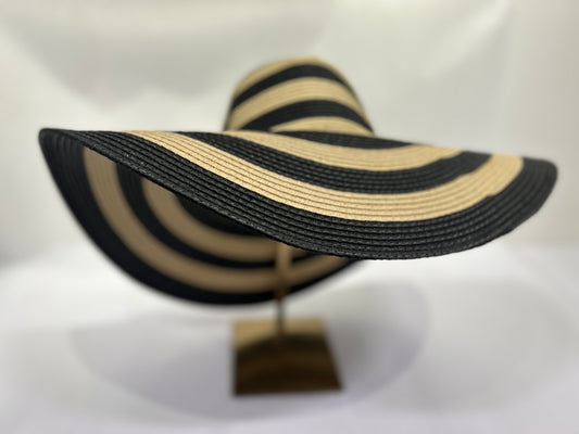 Black & Tan Wide-Brim Hat