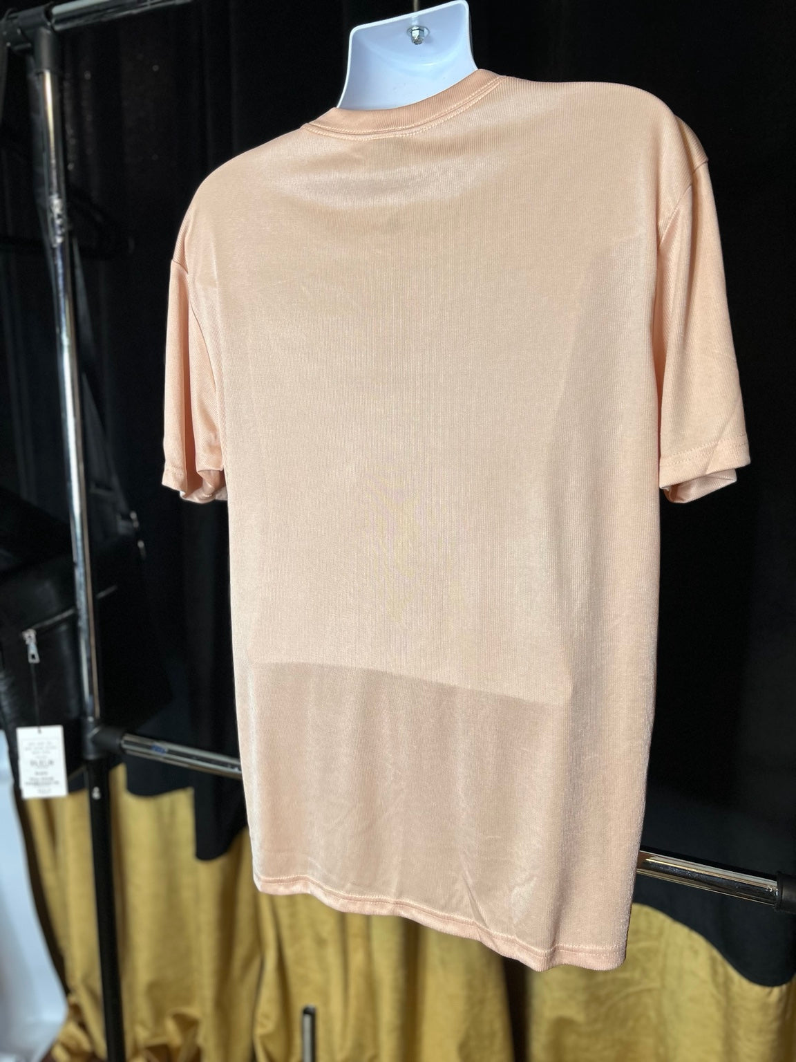 Actual back photo of Stacy Adams salmon top